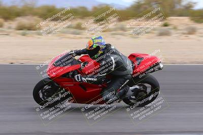 media/Nov-28-2022-Moto Forza (Mon) [[c5a51e62ca]]/B Group/Session 3 (Turn 10 Inside)/